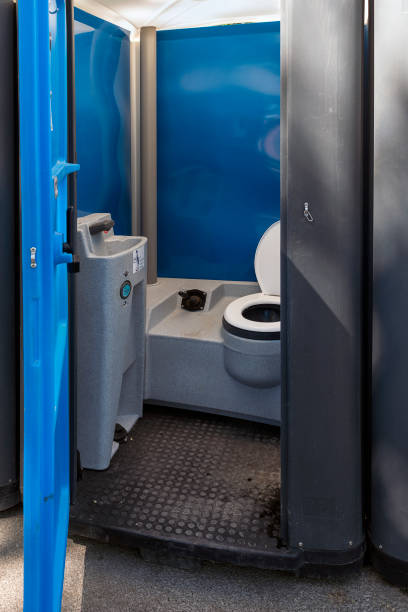 Best Construction site porta potty rental  in Dolgeville, NY